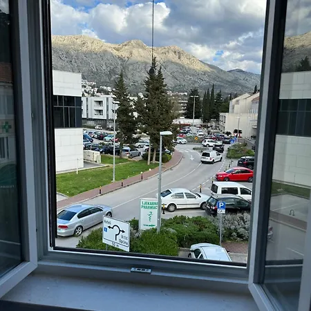 Nela Srebreno Apartman Mlini